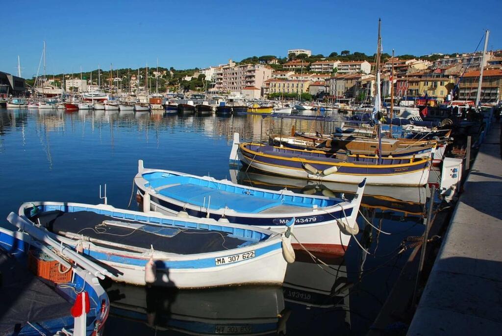 Belle Vue Mer Lägenhet Cassis Exteriör bild