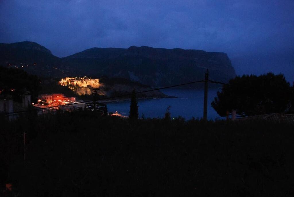 Belle Vue Mer Lägenhet Cassis Exteriör bild